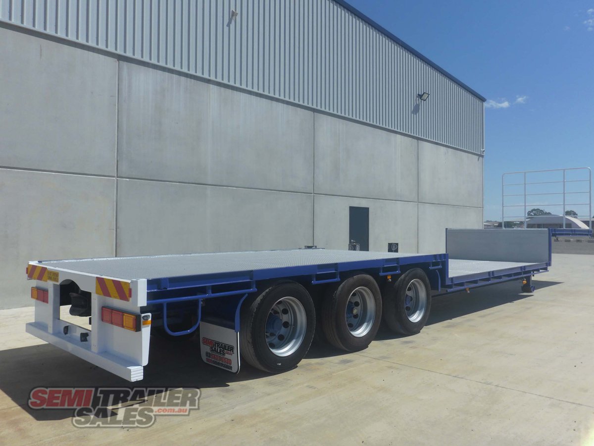 MAXITRANS DROP DECK TRAILER