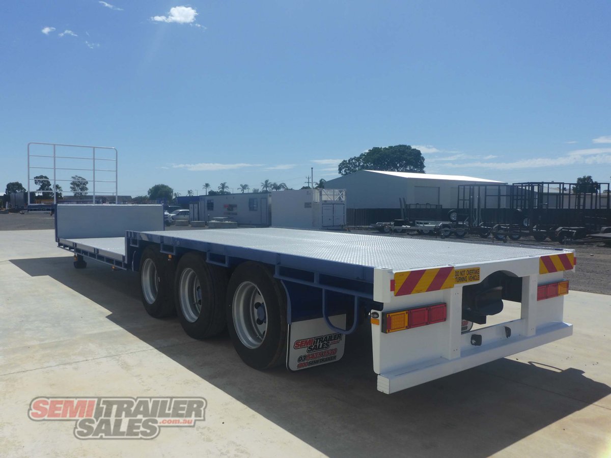 MAXITRANS DROP DECK TRAILER