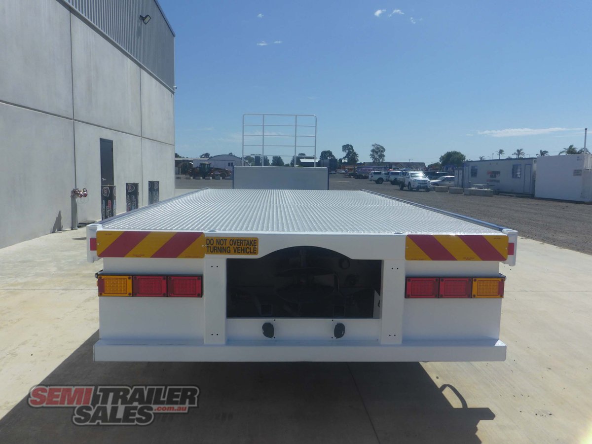 MAXITRANS DROP DECK TRAILER