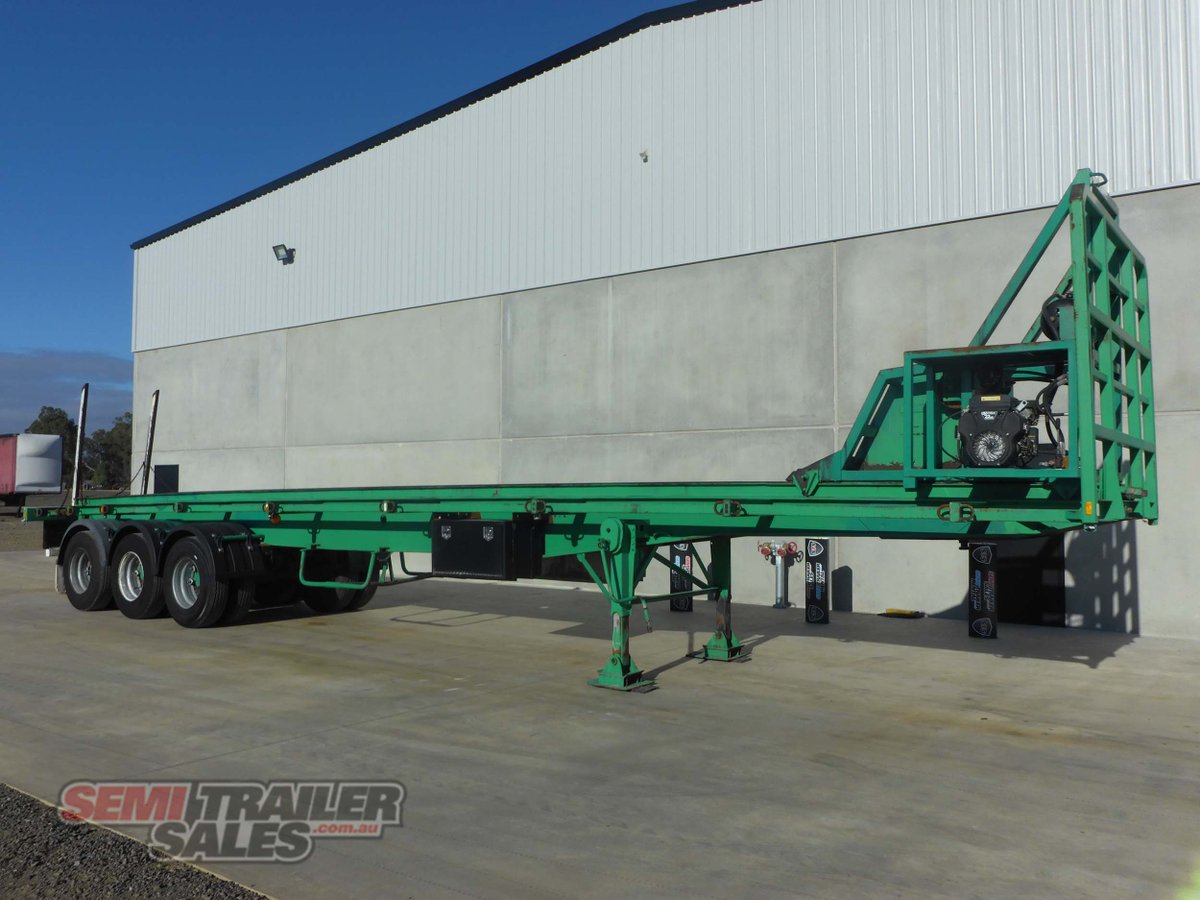 KRUEGER FLAT TOP TRAILER