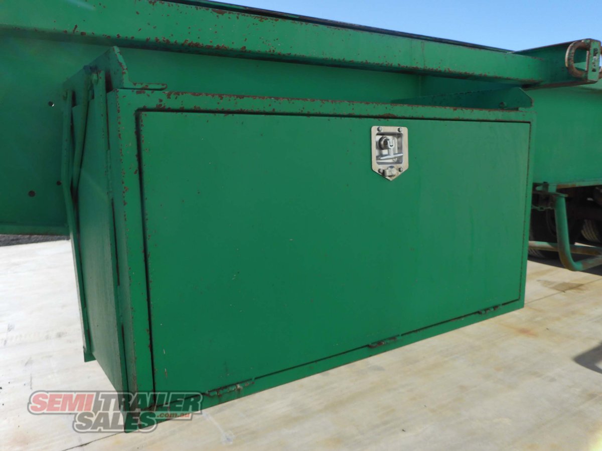 KRUEGER FLAT TOP TRAILER