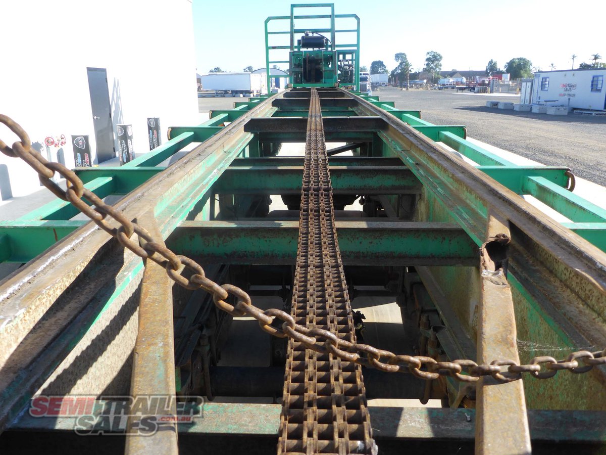 KRUEGER FLAT TOP TRAILER