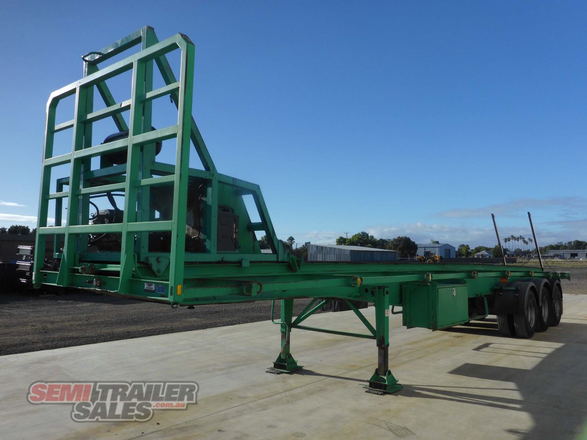 KRUEGER FLAT TOP TRAILER