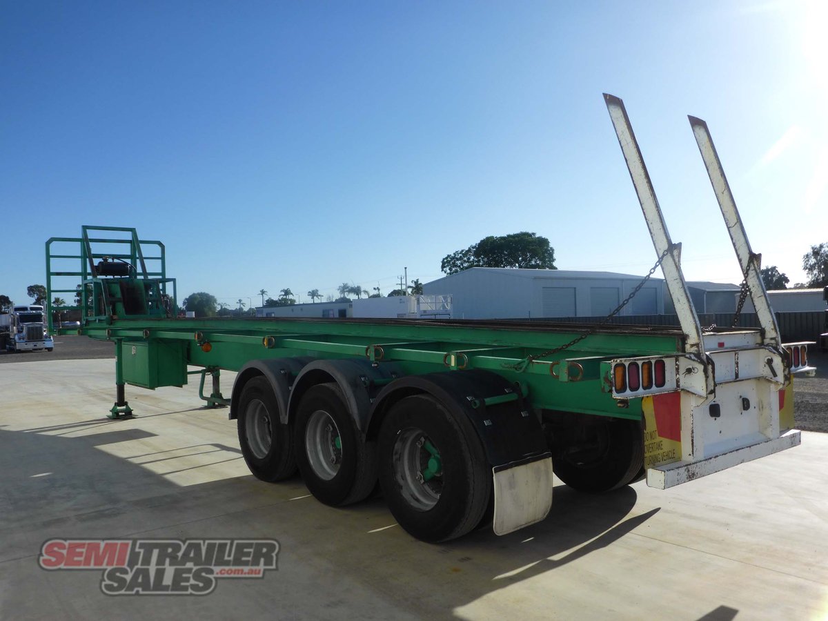 KRUEGER FLAT TOP TRAILER