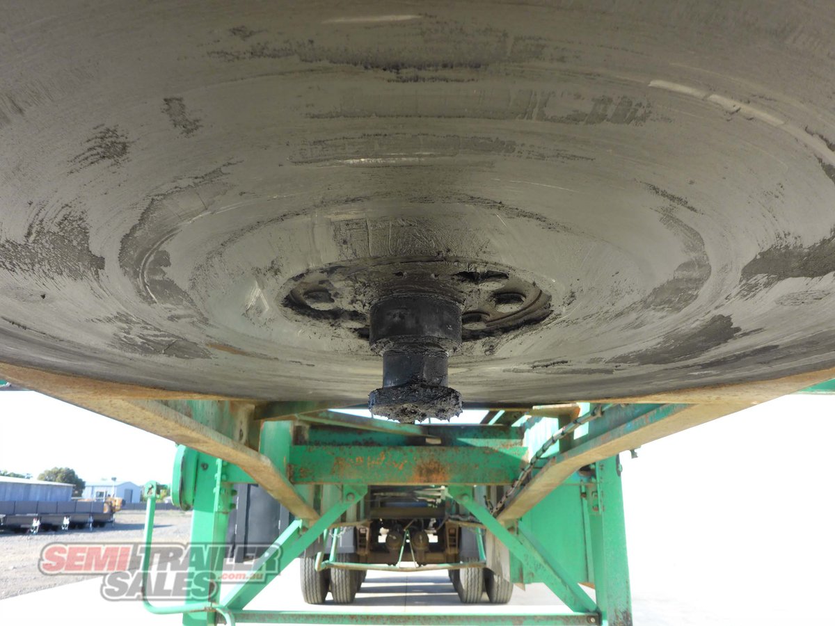 KRUEGER FLAT TOP TRAILER