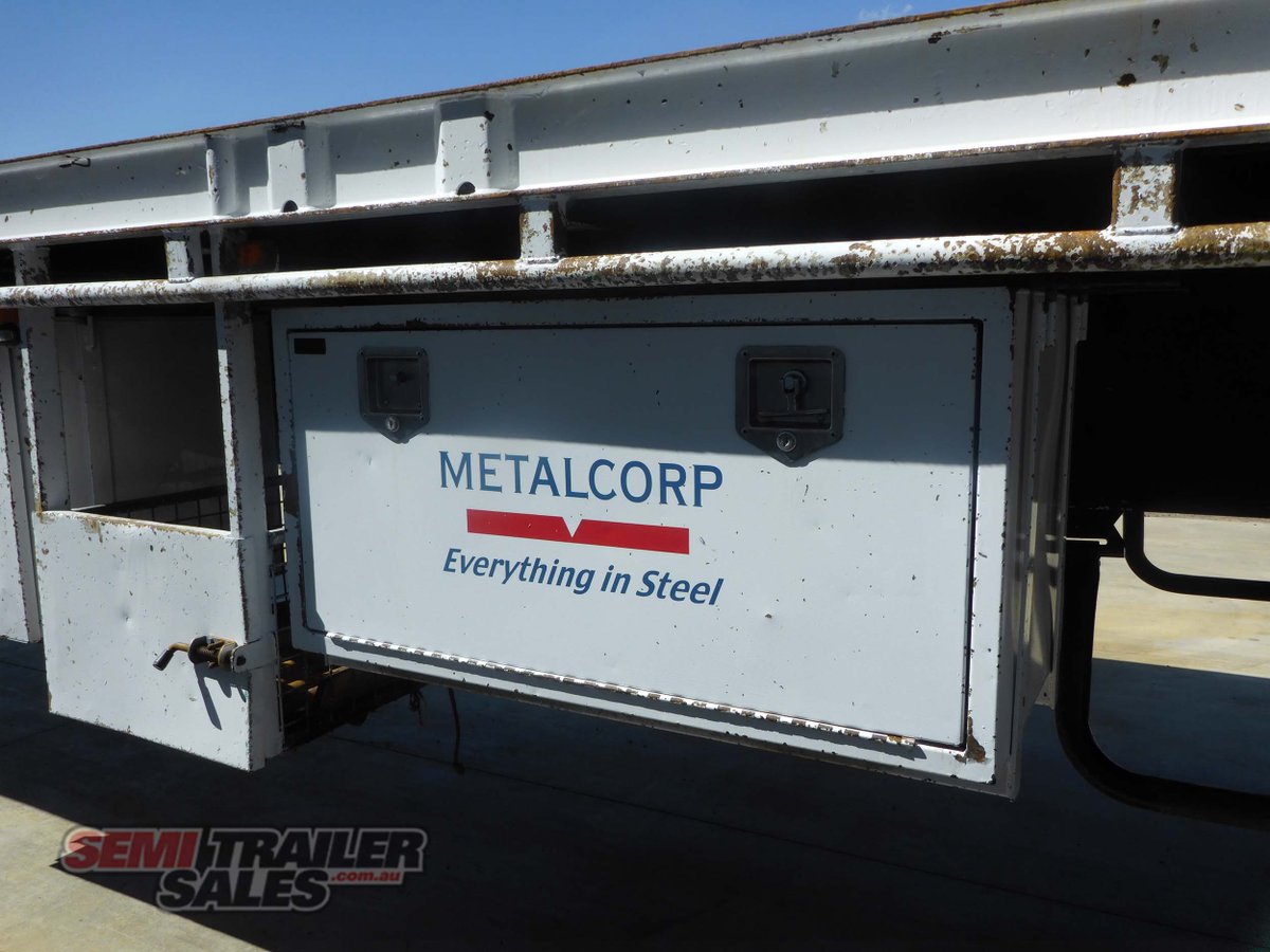 BARKER FLAT TOP TRAILER