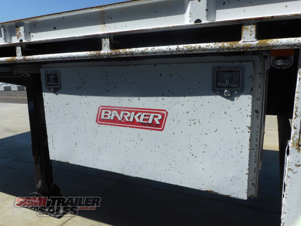 BARKER FLAT TOP TRAILER