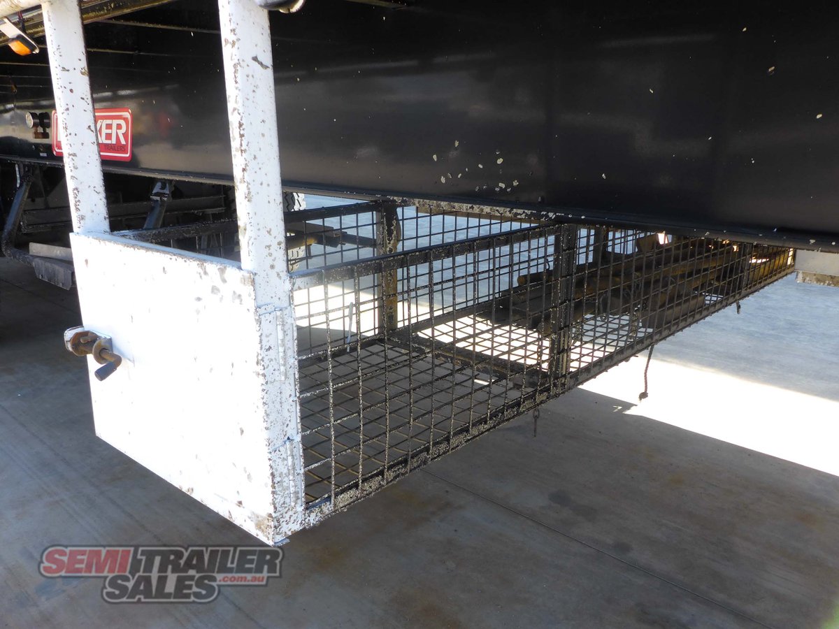 BARKER FLAT TOP TRAILER