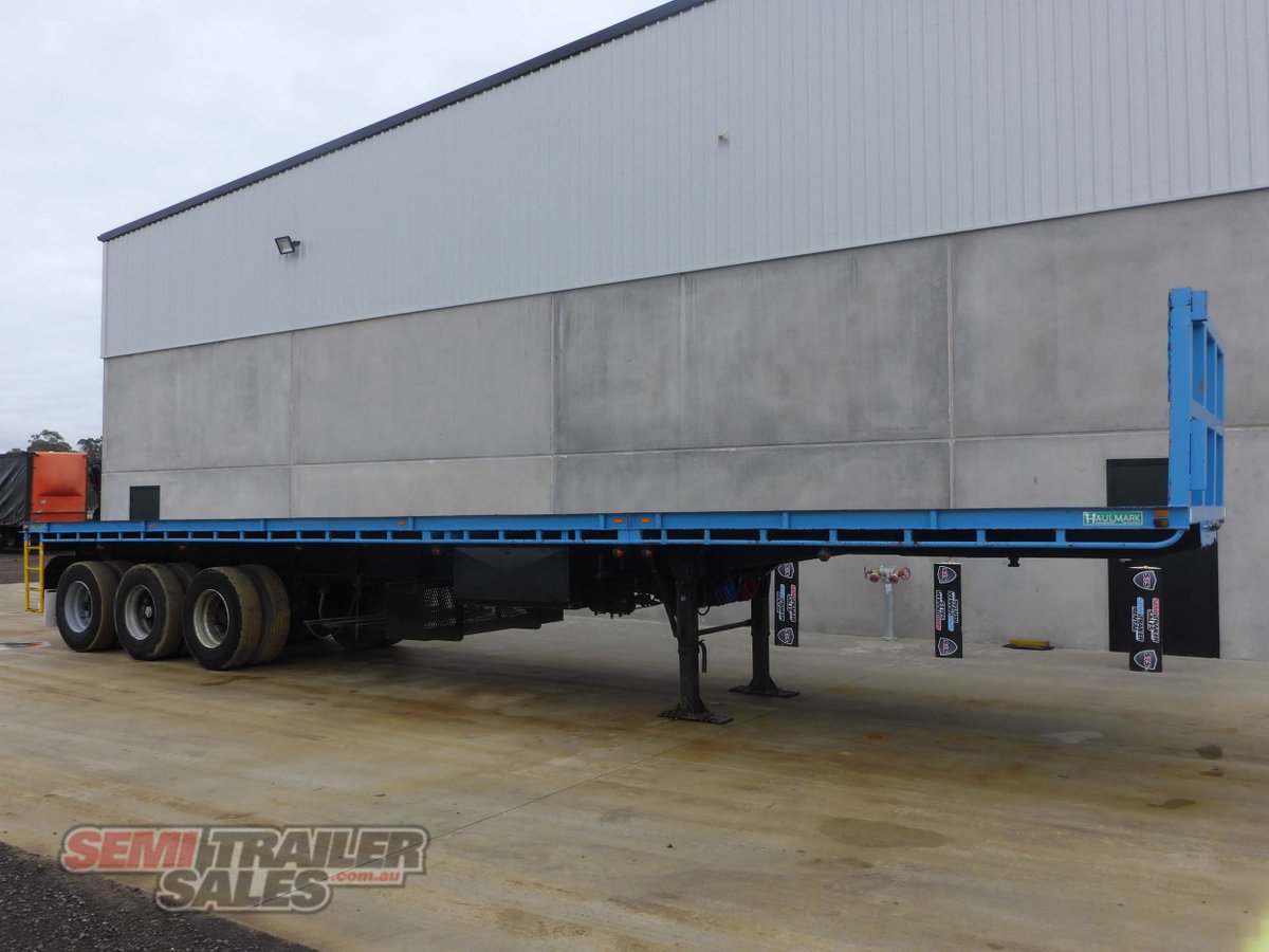 HAULMARK FLAT TOP TRAILER