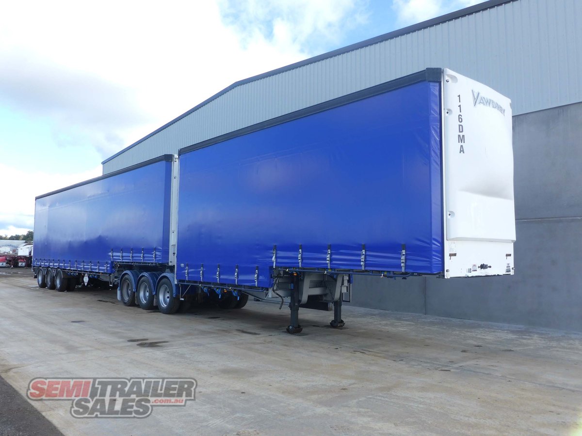 VAWDREY CURTAINSIDER TRAILER