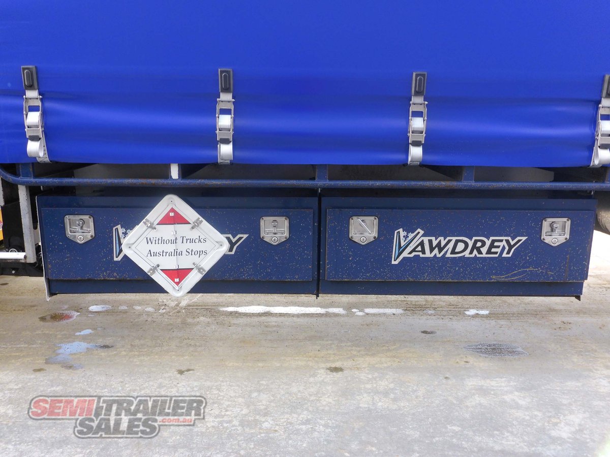 VAWDREY CURTAINSIDER TRAILER