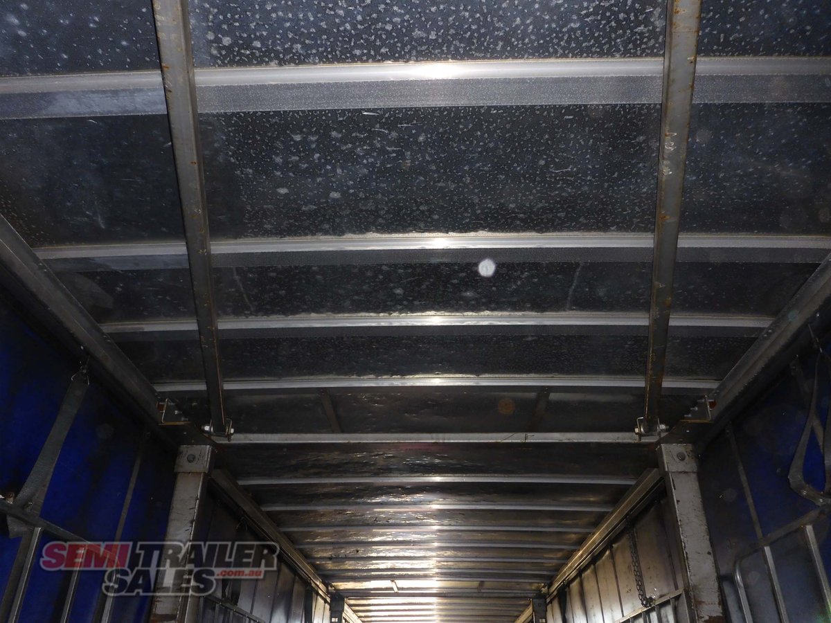 VAWDREY CURTAINSIDER TRAILER
