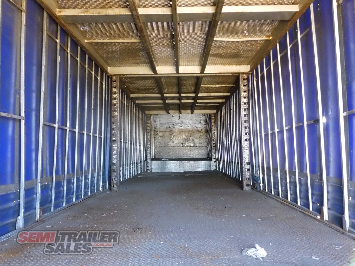 VAWDREY CURTAINSIDER TRAILER