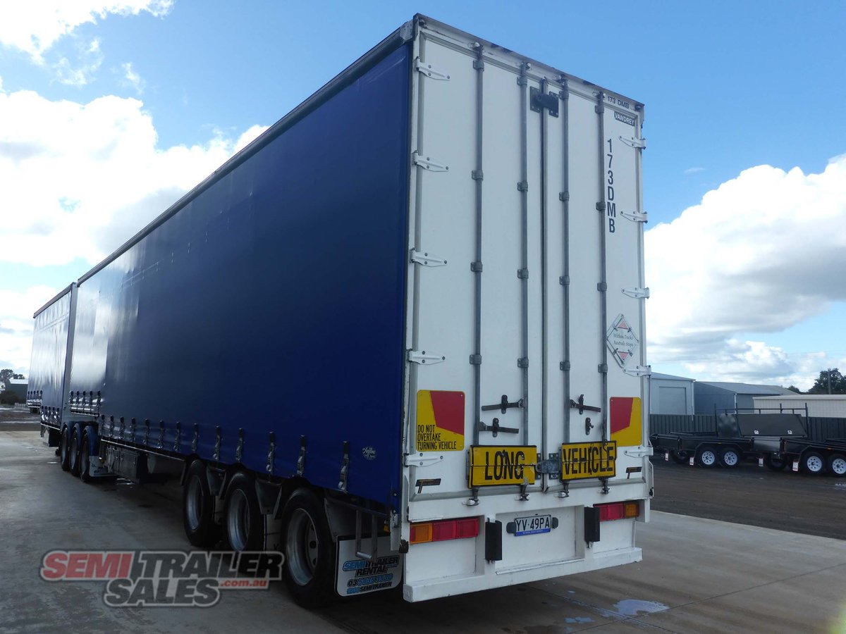 VAWDREY CURTAINSIDER TRAILER