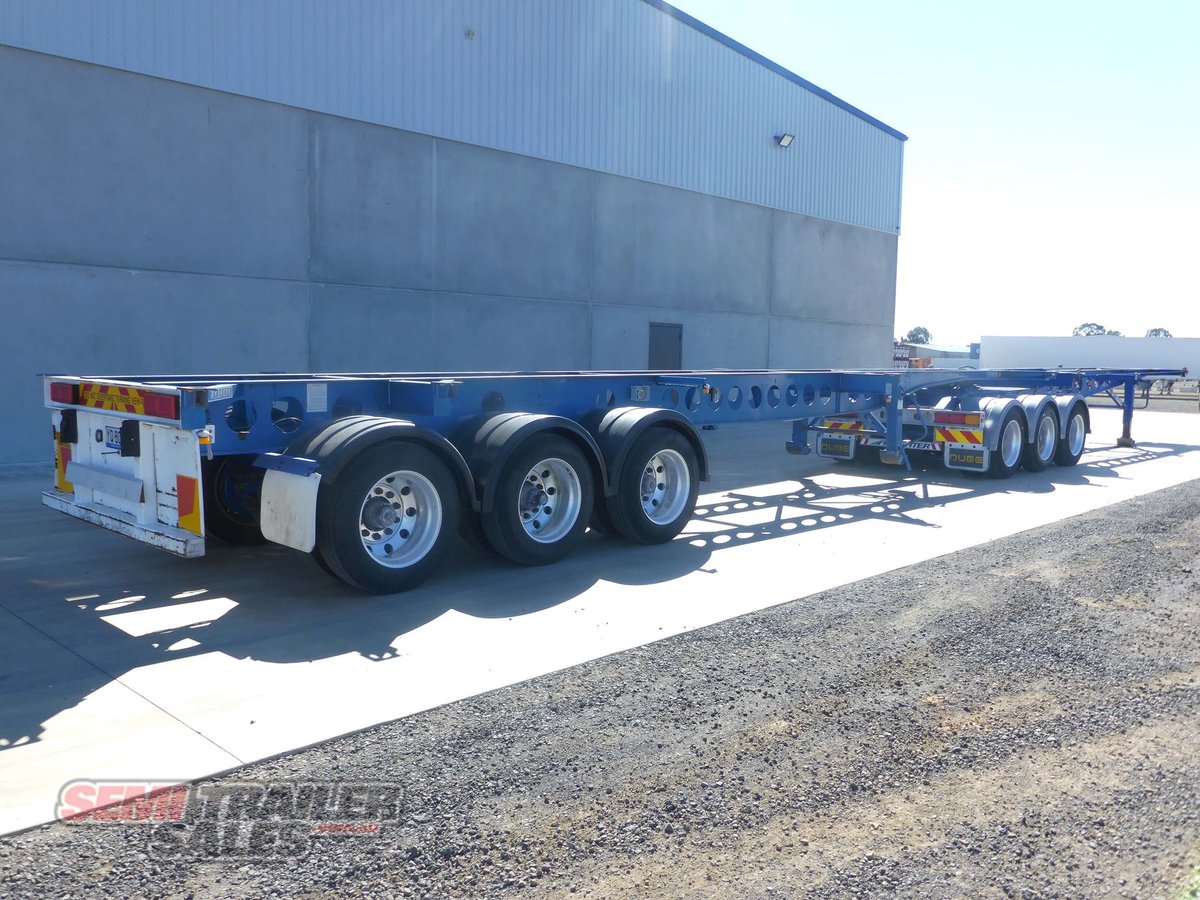 MAXITRANS SKEL TRAILER