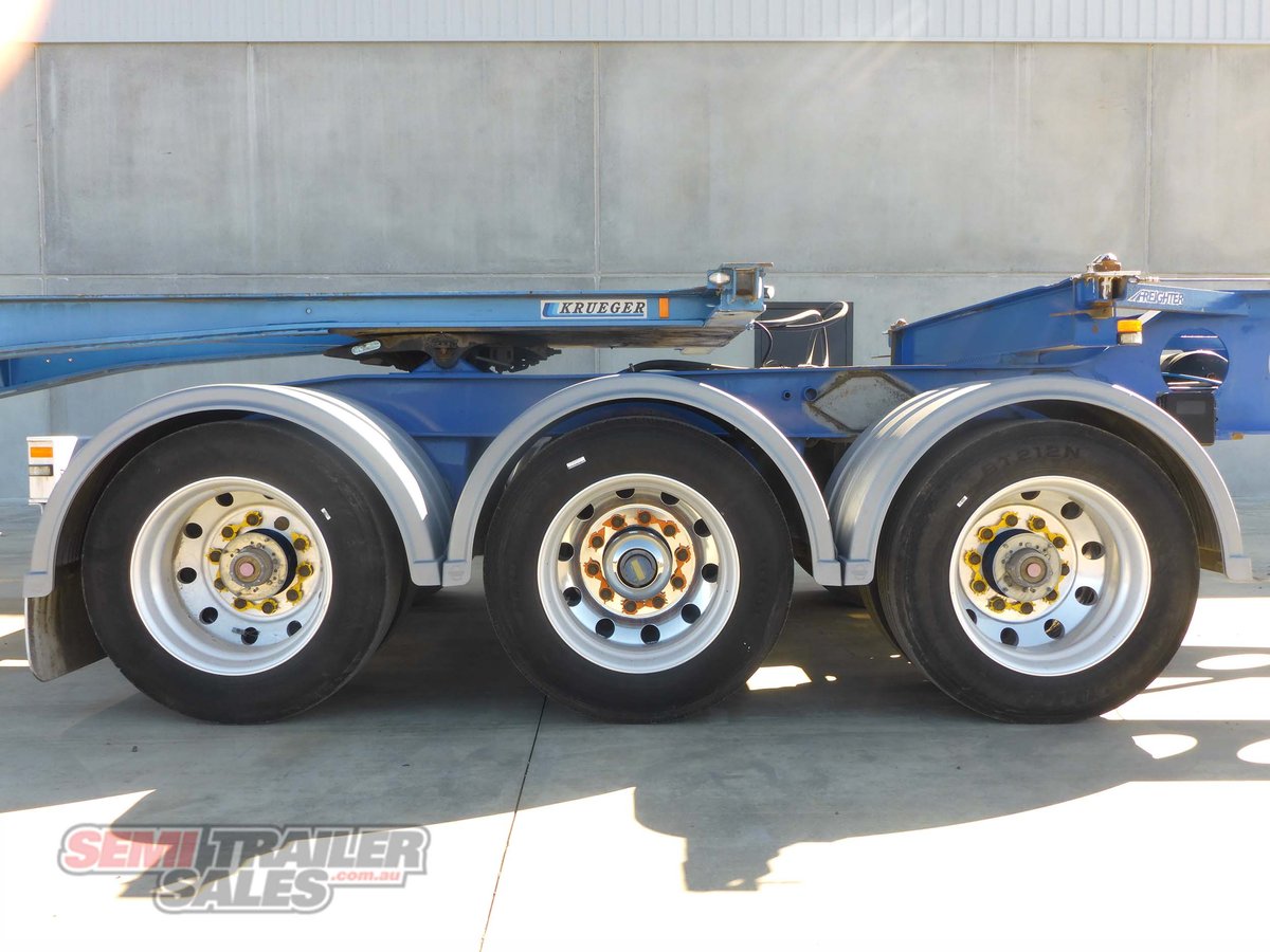 MAXITRANS SKEL TRAILER