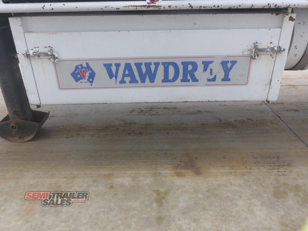 FREIGHTER CURTAINSIDER TRAILER