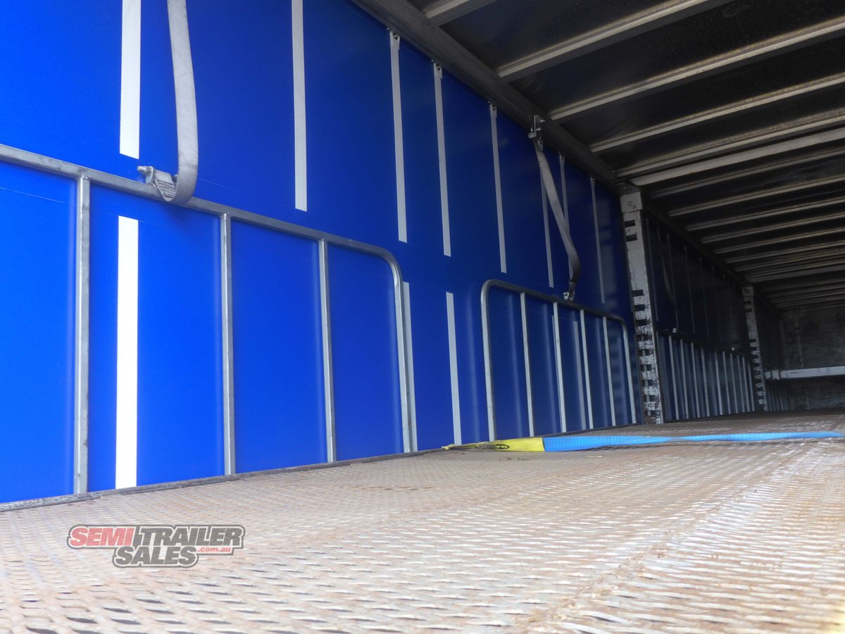 FREIGHTER CURTAINSIDER TRAILER