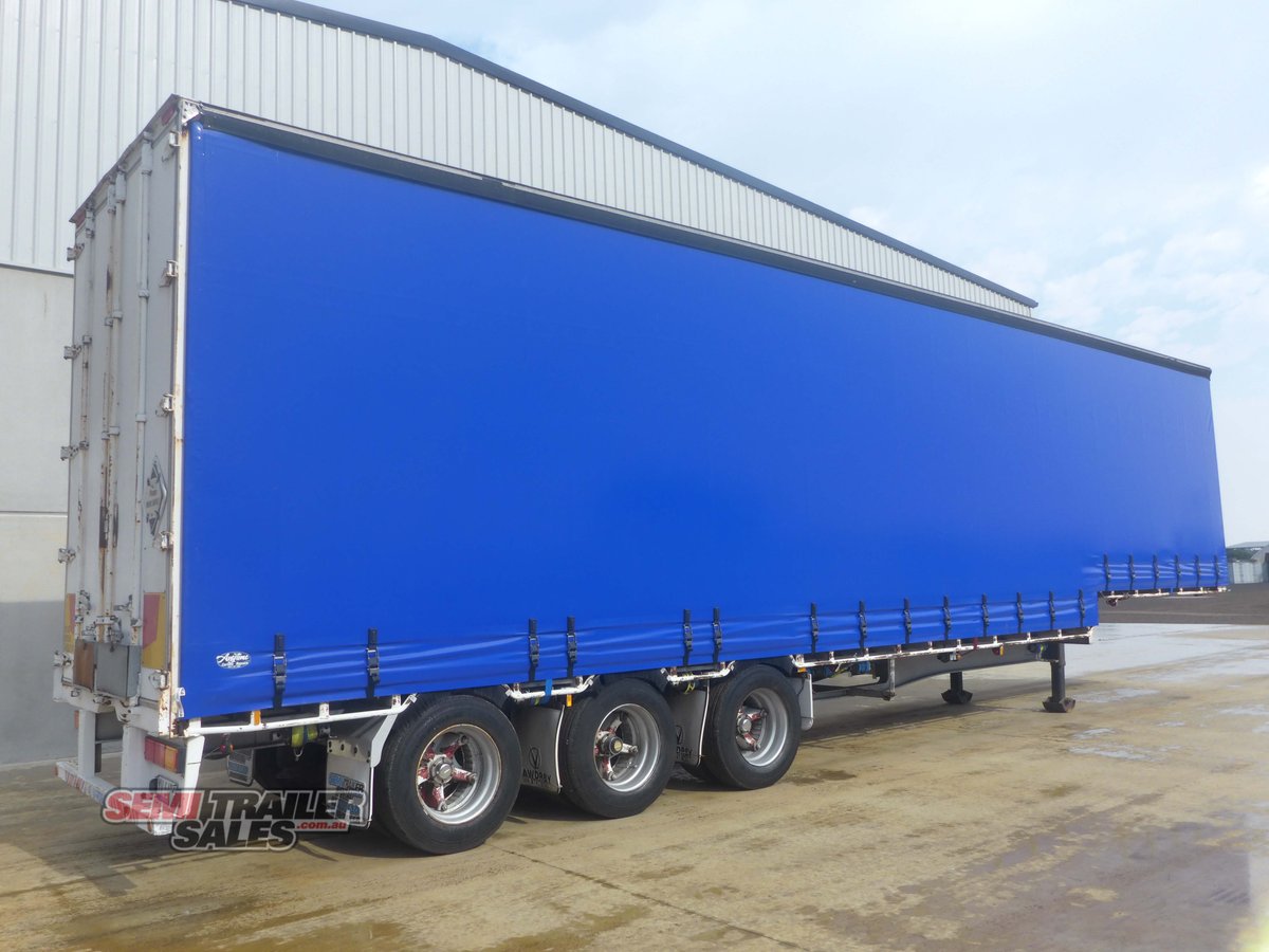 FREIGHTER CURTAINSIDER TRAILER