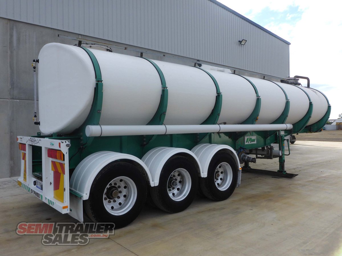 CUSTOM TRAILER