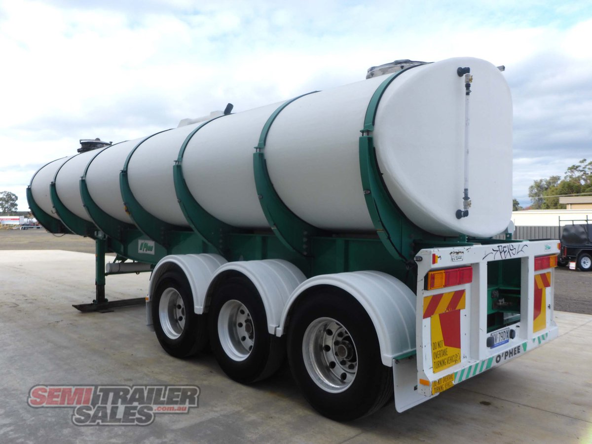 CUSTOM TRAILER