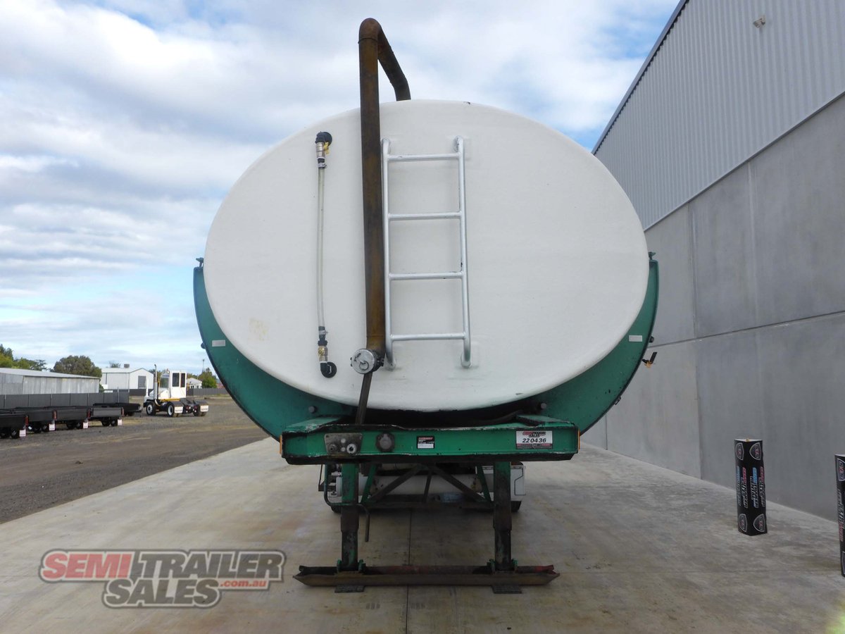 CUSTOM TRAILER
