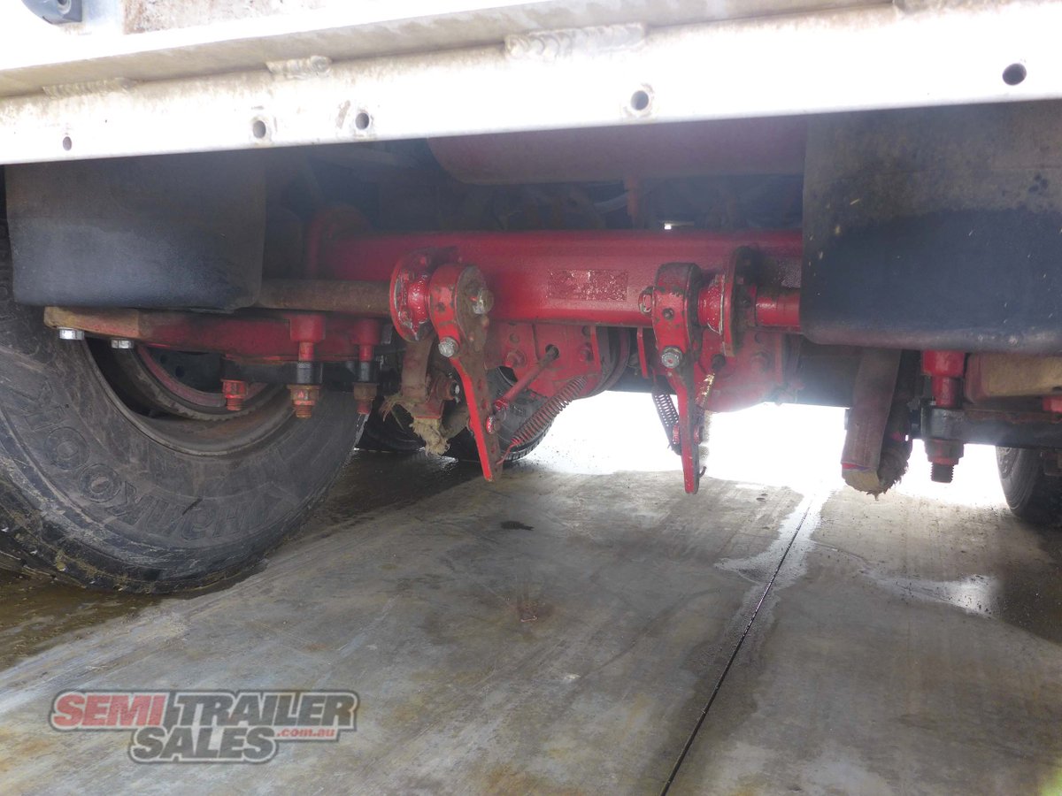 LUSTY TIPPER TRAILER