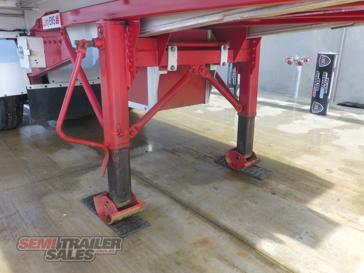 LUSTY TIPPER TRAILER