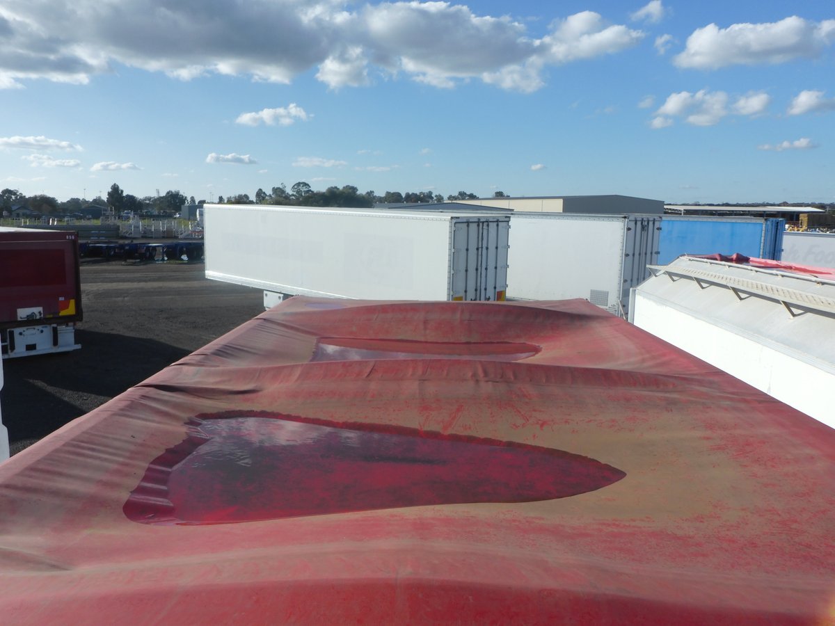 LUSTY TIPPER TRAILER