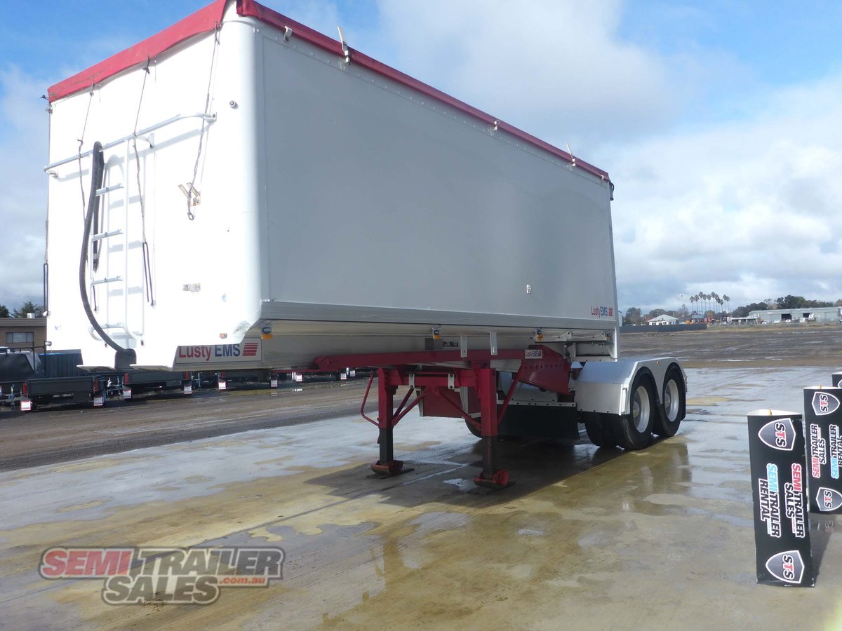 LUSTY TIPPER TRAILER