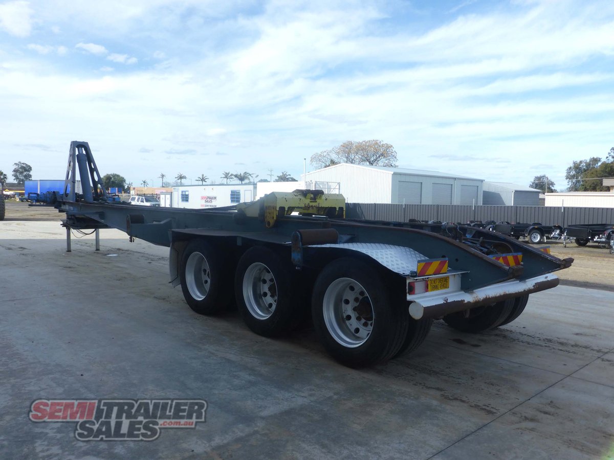 J SMITH & SONS SKEL TRAILER