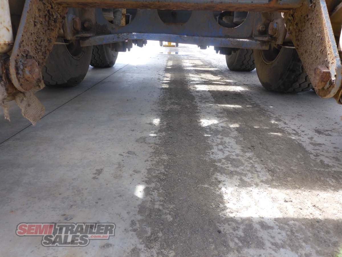 J SMITH & SONS HOOK LIFT TRAILER