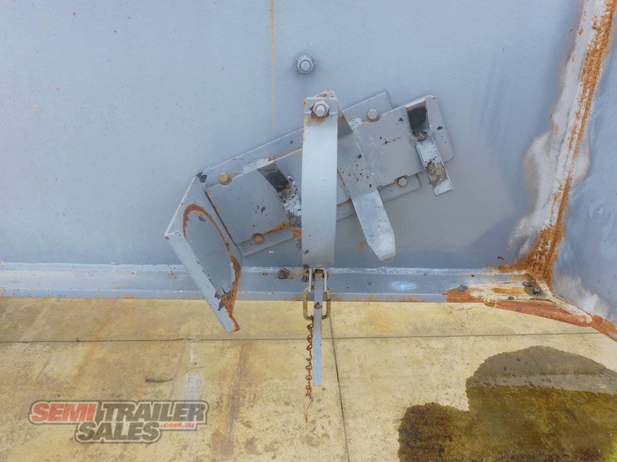 J SMITH & SONS HOOK LIFT TRAILER