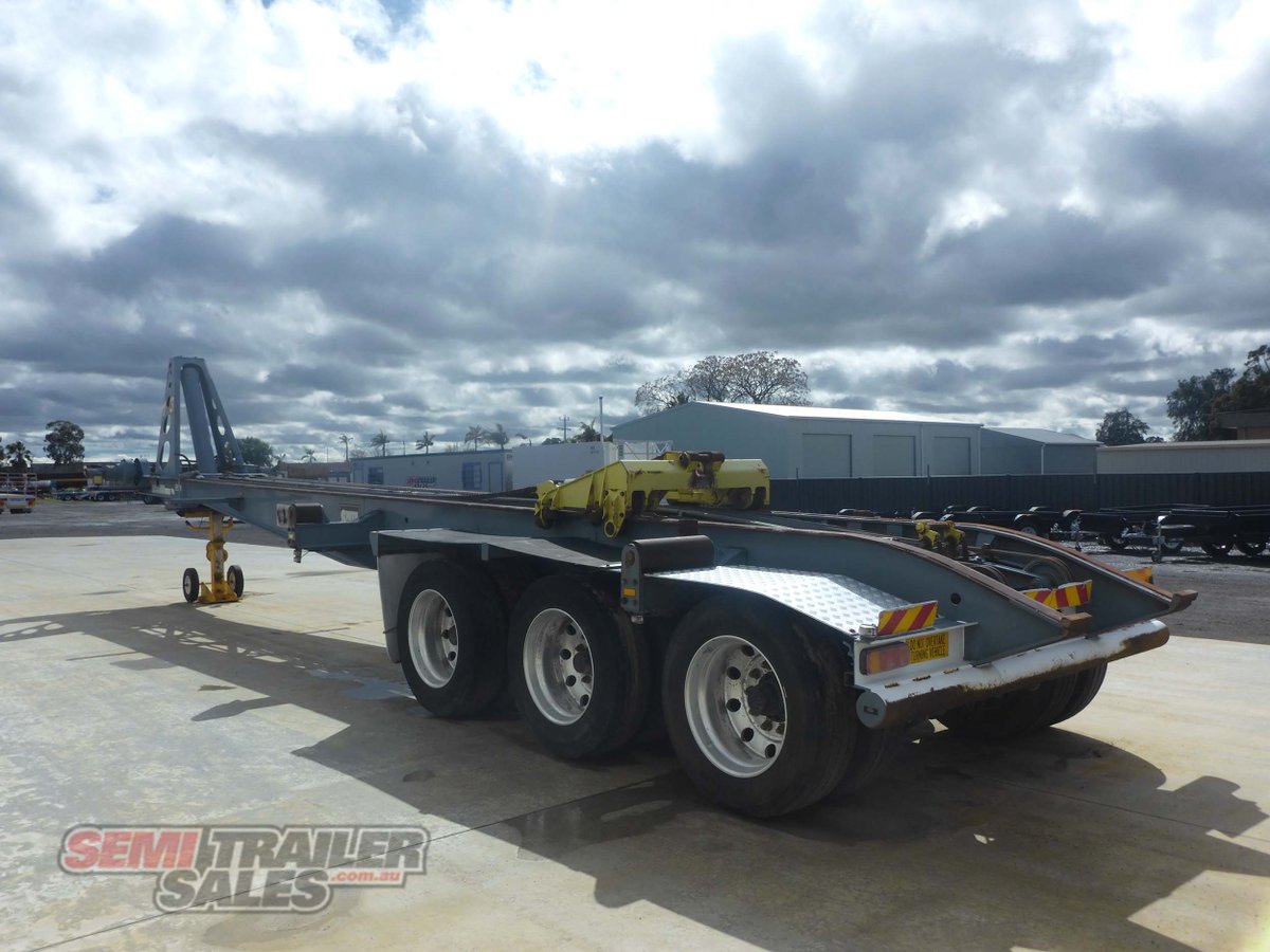 J SMITH & SONS HOOK LIFT TRAILER