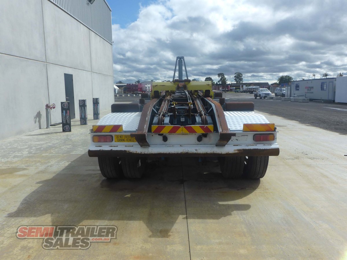 J SMITH & SONS HOOK LIFT TRAILER