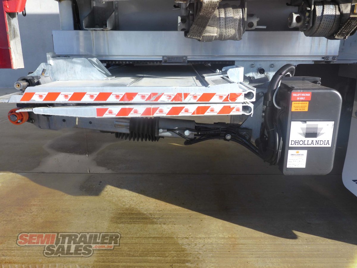 KRUEGER CURTAINSIDER TRAILER