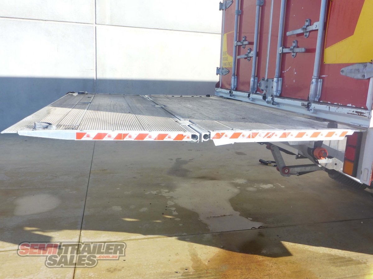 KRUEGER CURTAINSIDER TRAILER