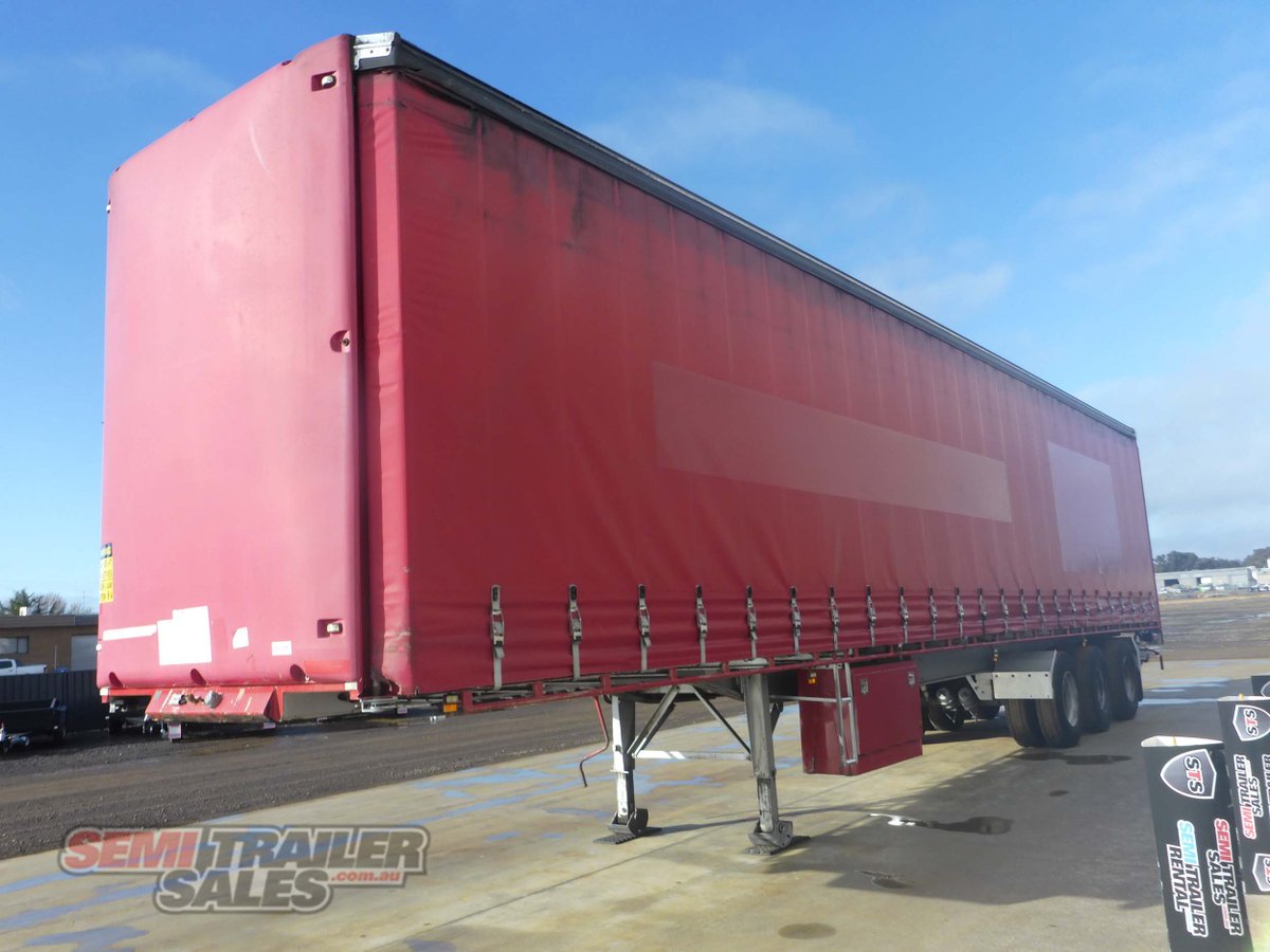 KRUEGER CURTAINSIDER TRAILER