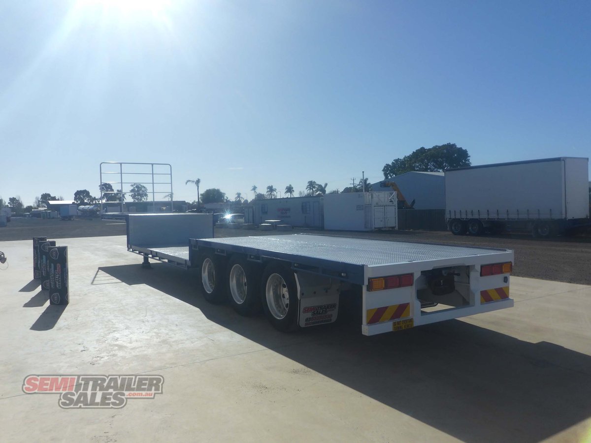 KRUEGER DROP DECK TRAILER