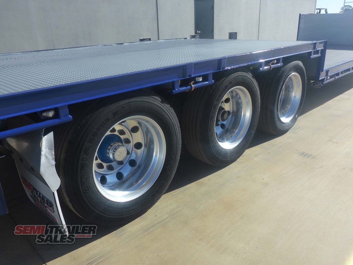 KRUEGER DROP DECK TRAILER