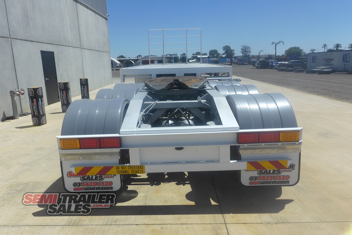 KRUEGER FLAT TOP TRAILER