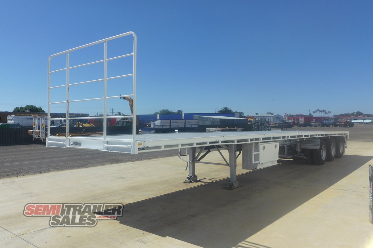 VAWDREY FLAT TOP TRAILER