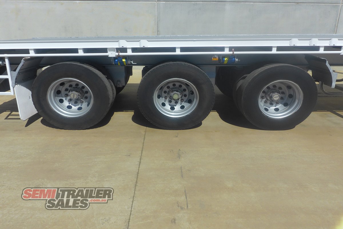 VAWDREY FLAT TOP TRAILER
