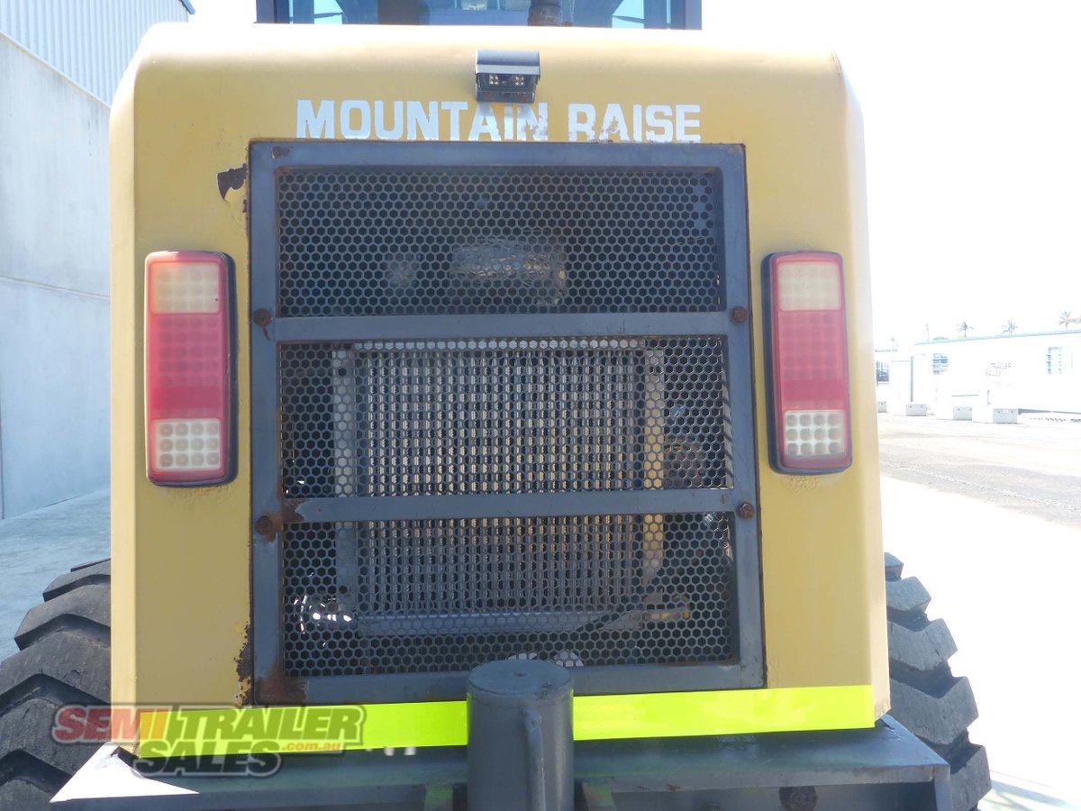 2004 MOUNTAIN RAISE PY100 ROAD GRADER