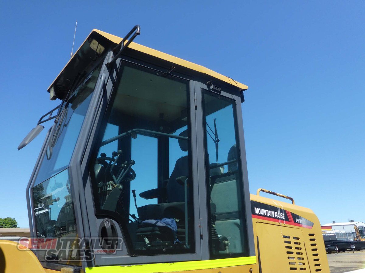 2004 MOUNTAIN RAISE PY100 ROAD GRADER