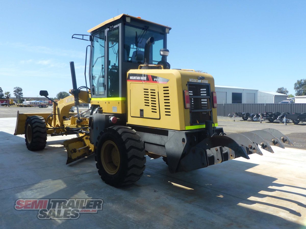 2004 MOUNTAIN RAISE PY100 ROAD GRADER