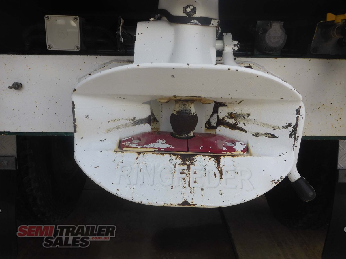 HAULMARK FLAT TOP TRAILER