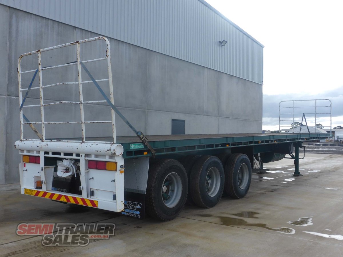 HAULMARK FLAT TOP TRAILER