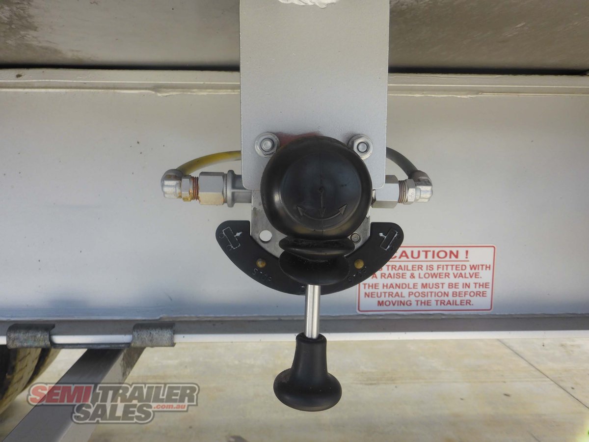 VAWDREY REFRIGERATED TRAILER