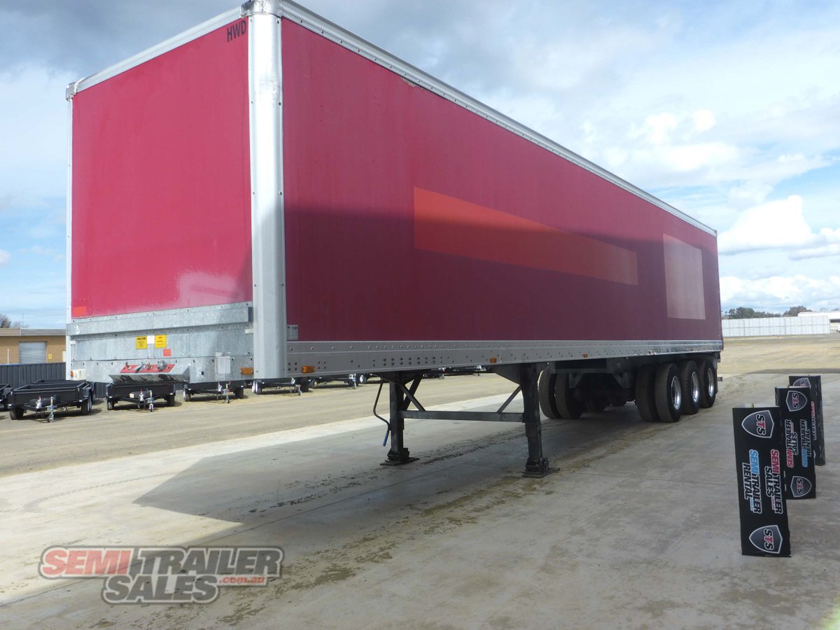 MAXITRANS PANTECH TRAILER